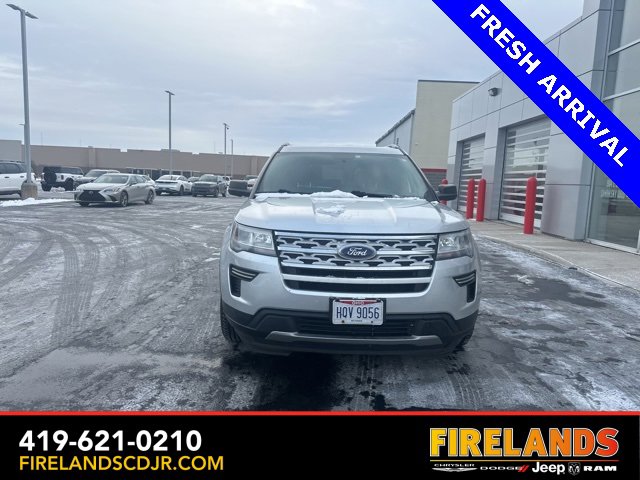 Used 2019 Ford Explorer XLT image 4