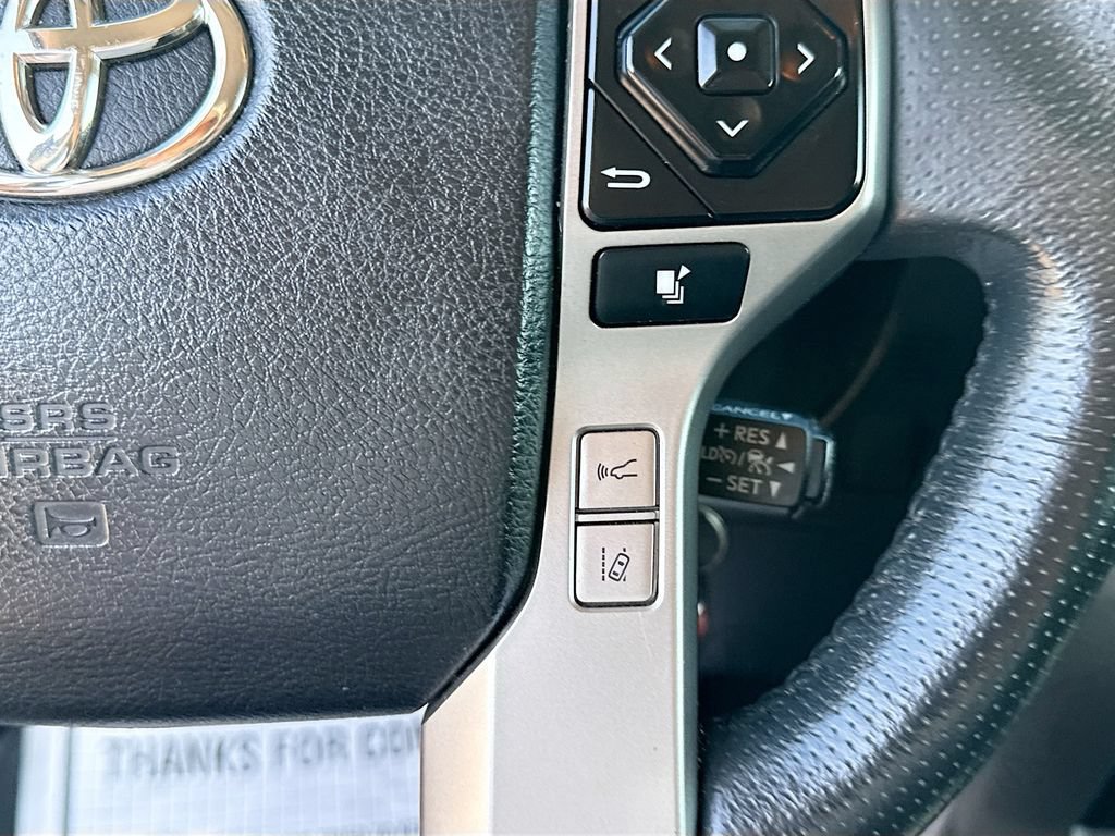 Used 2021 Toyota 4Runner SR5 AWD/4WD image 37