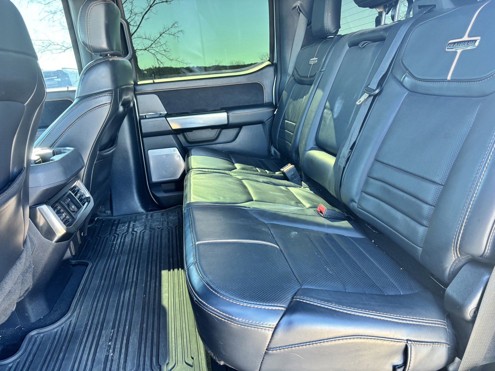 Used 2024 Ford F250 Platinum image 21
