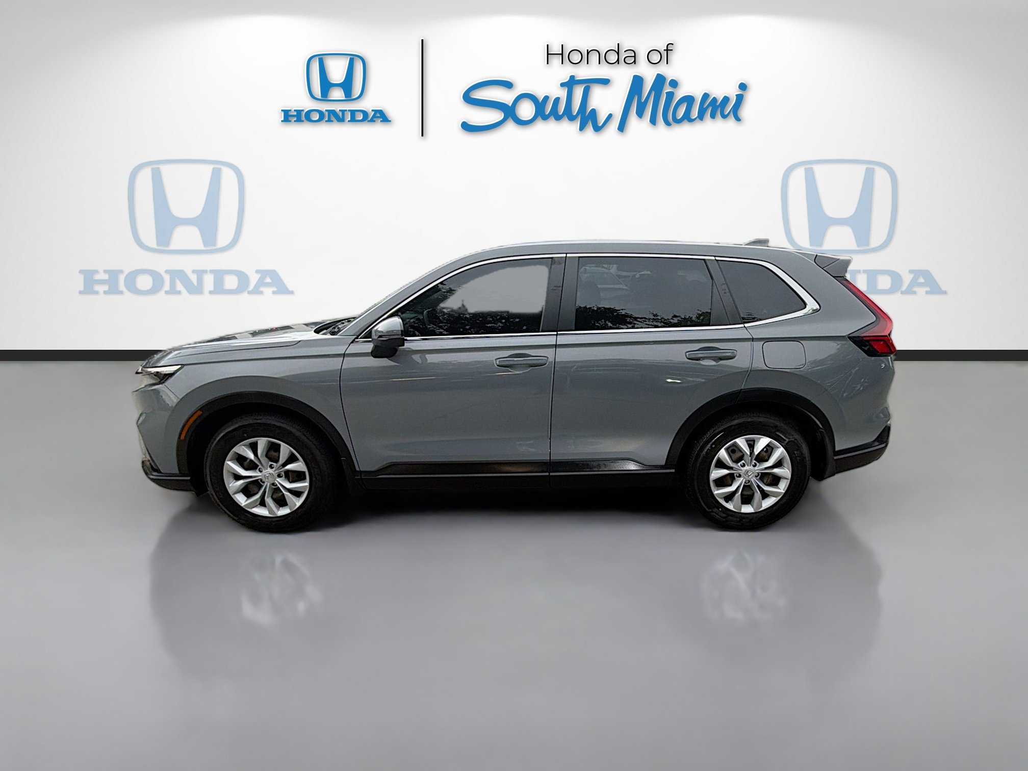 Certified 2023 Honda CR-V LX image 4