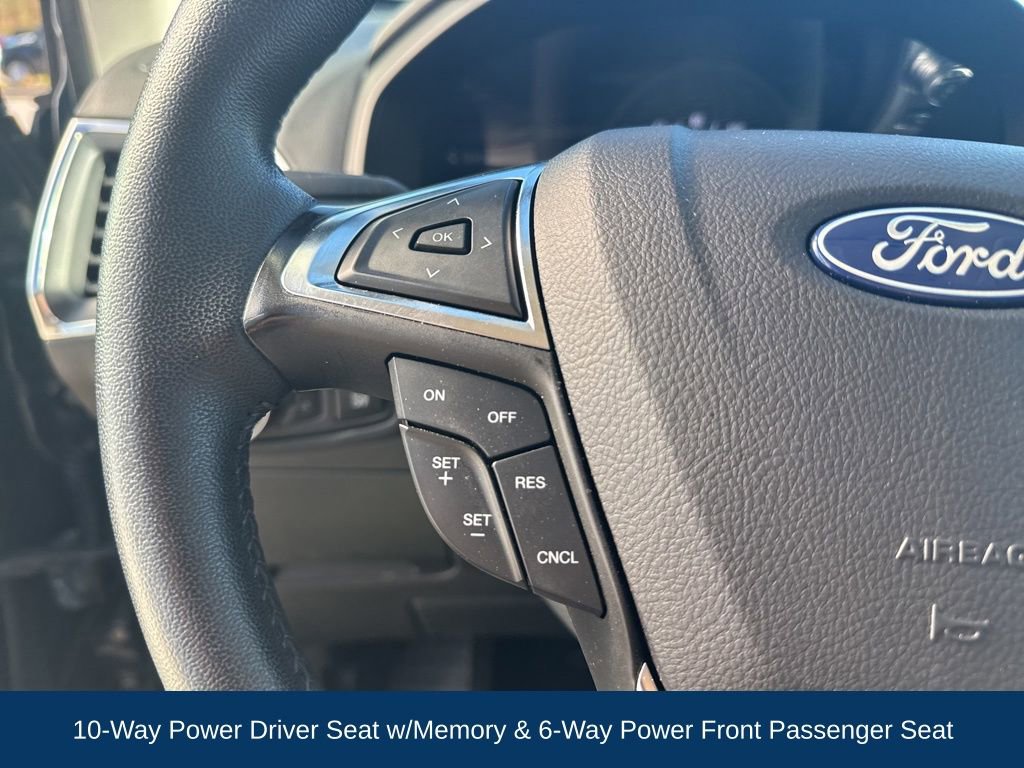 Used 2024 Ford Edge Titanium image 16