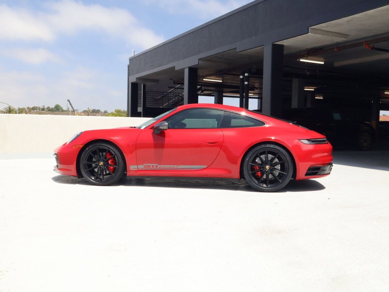Certified 2024 Porsche 911 Carrera RWD image 2