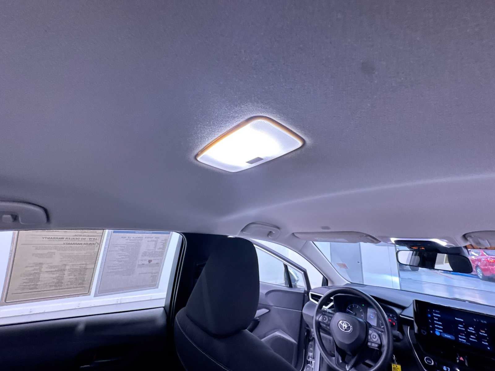 Used 2025 Toyota Corolla LE FWD image 38