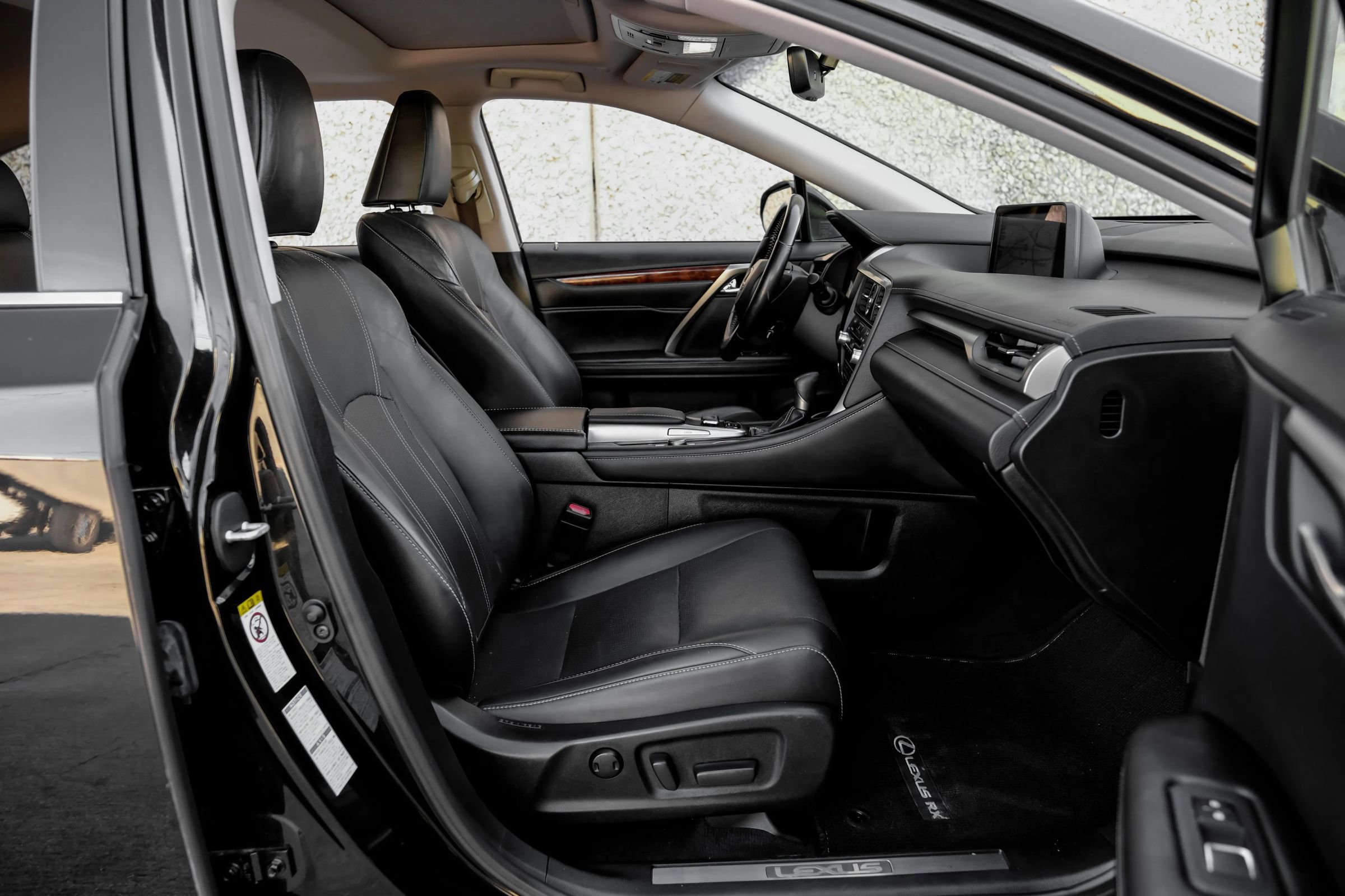 Used 2018 Lexus RX 350L AWD image 34
