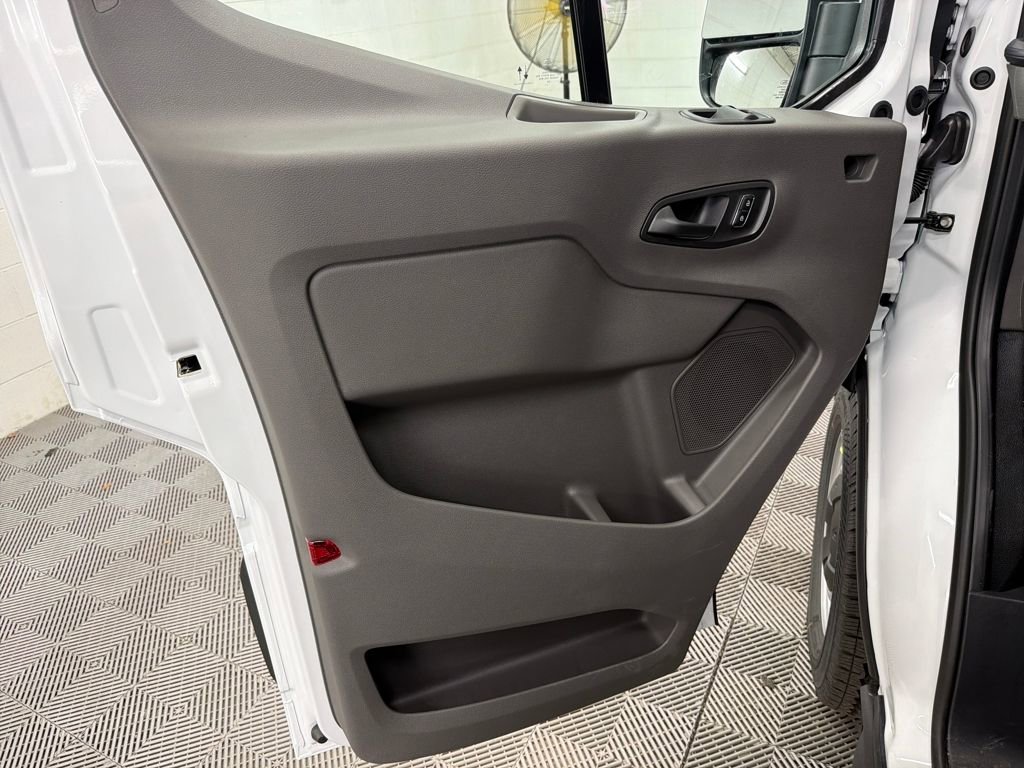 New 2026 Ford Transit 250 148 Medium Roof image 15