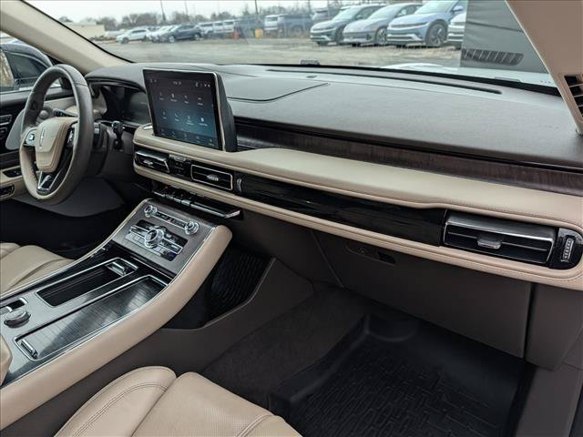 Certified 2023 Lincoln Aviator Reserve w/ Equipment Group 201A AWD/4WD image 16
