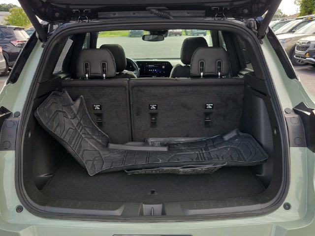 Certified 2024 Chevrolet TrailBlazer RS w/ Convenience Package FWD image 28
