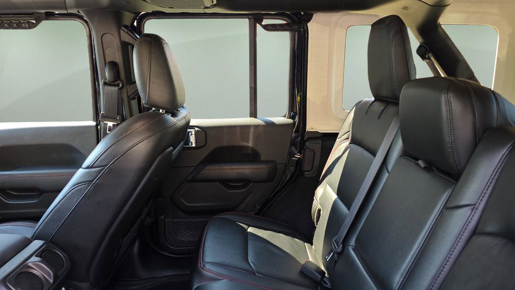 Used 2023 Jeep Wrangler Rubicon w/ Cold Weather Group image 27