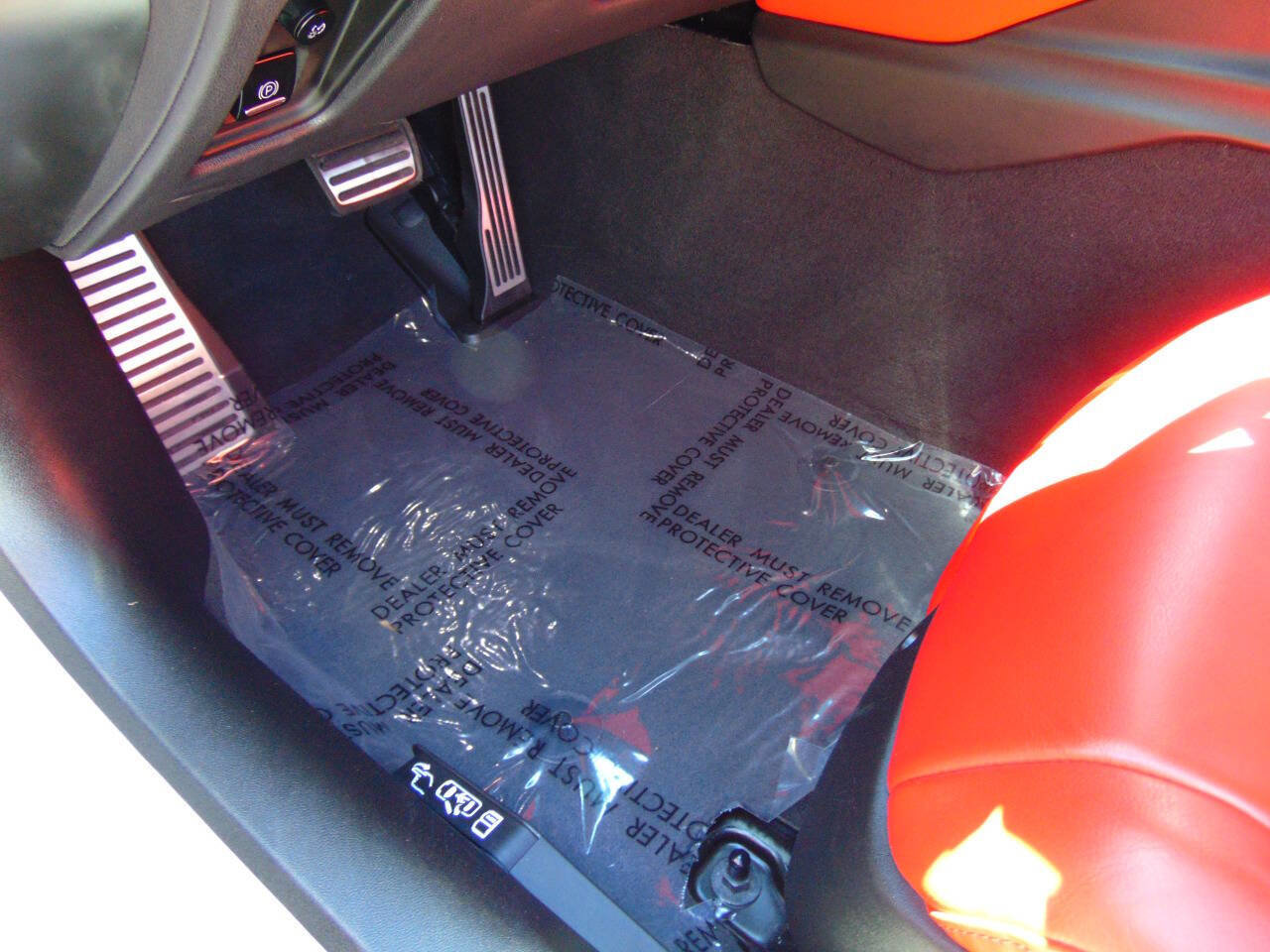 Used 2022 Chevrolet Corvette Stingray Preferred Cpe w/ Z51 Performance Package image 6