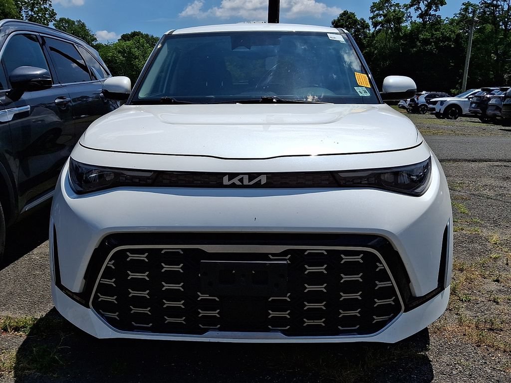 Certified 2023 Kia Soul GT-Line w/ GT-Line Technology Package FWD image 2