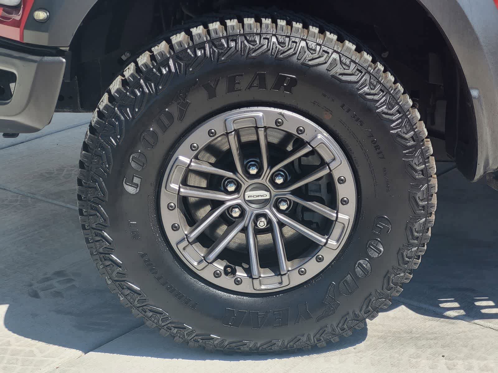 Used 2020 Ford F150 Raptor w/ Equipment Group 802A Luxury AWD/4WD image 9