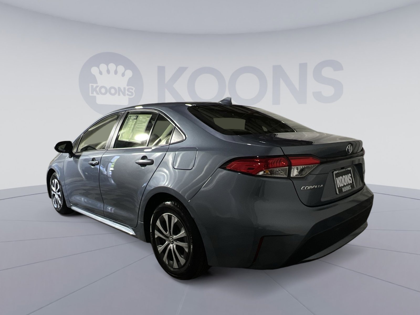 Used 2022 Toyota Corolla LE FWD image 14