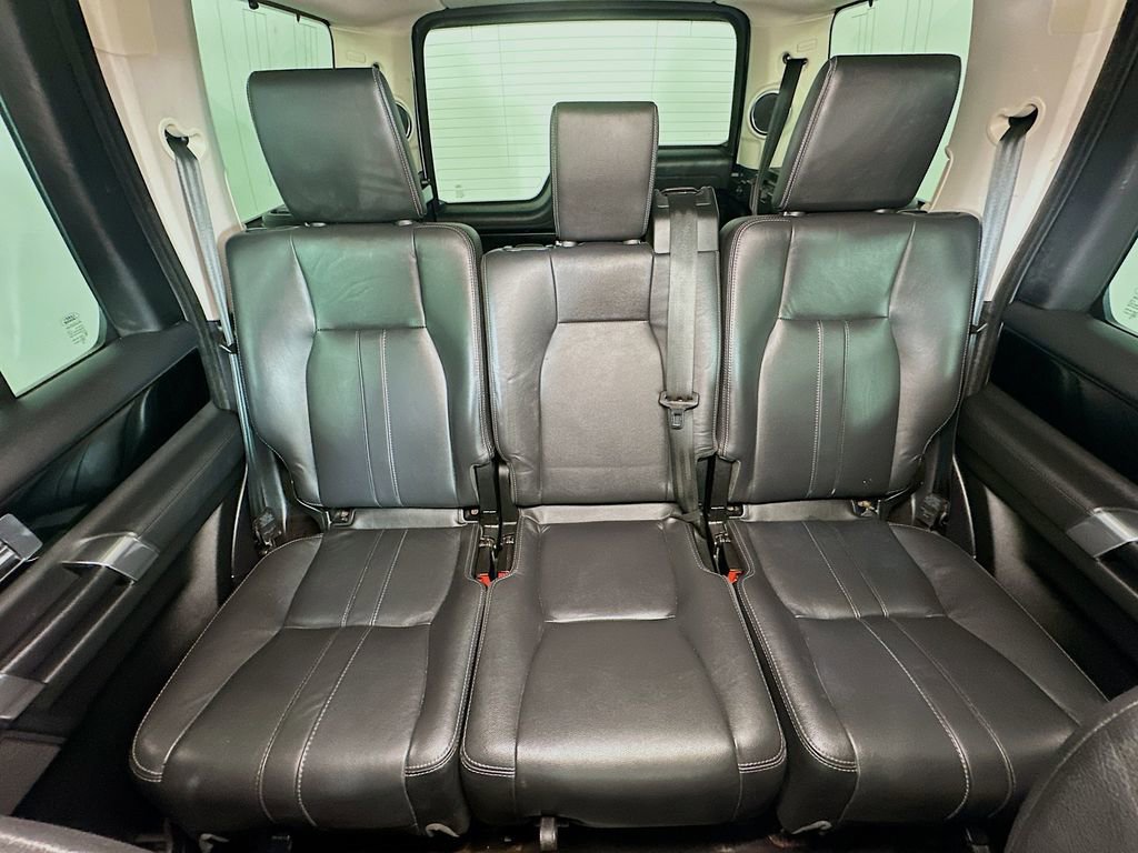 Used 2016 Land Rover LR4 HSE image 13