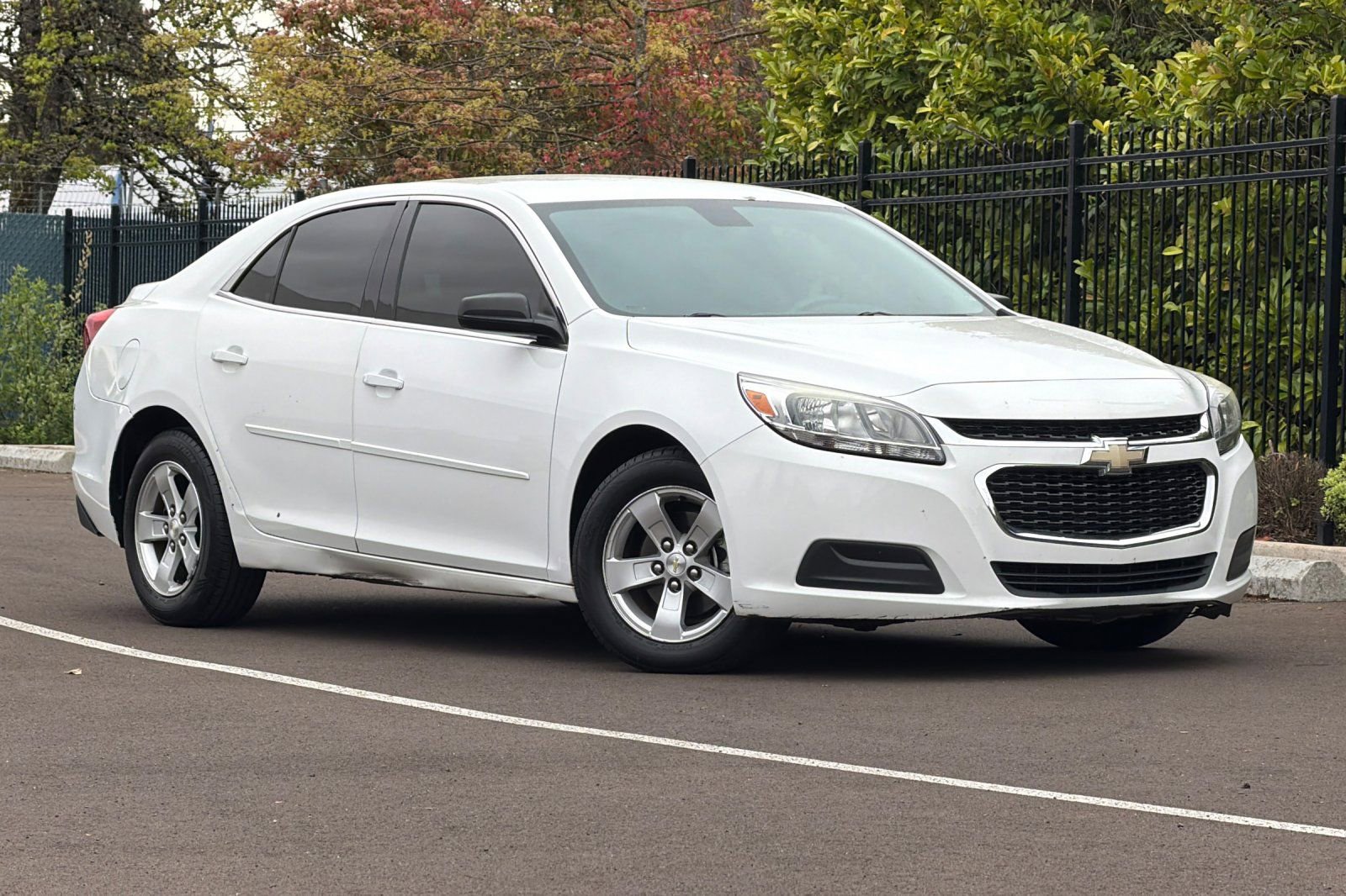 Used 2014 Chevrolet Malibu LS w/ Protection Package FWD image 2