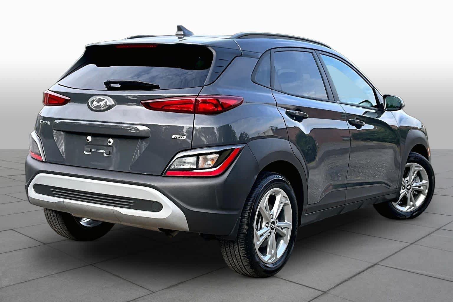 Used 2023 Hyundai Kona SEL AWD/4WD image 13