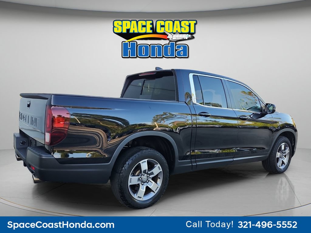 Certified 2024 Honda Ridgeline RTL image 3