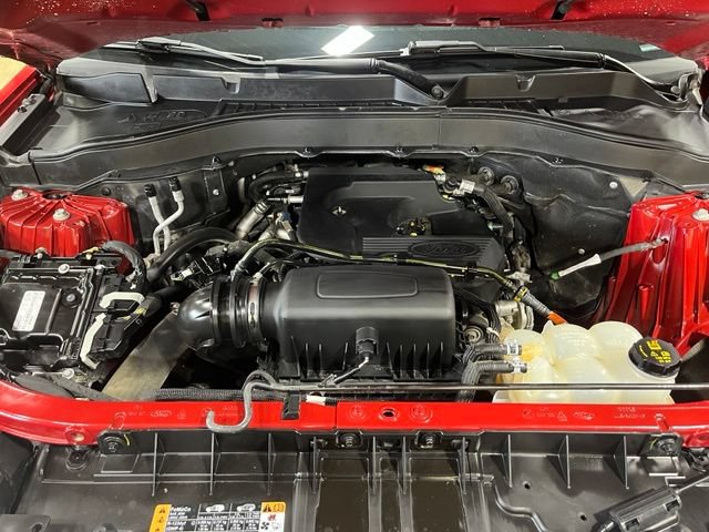 Used 2020 Ford Explorer XLT w/ Equipment Group 202A AWD/4WD image 28