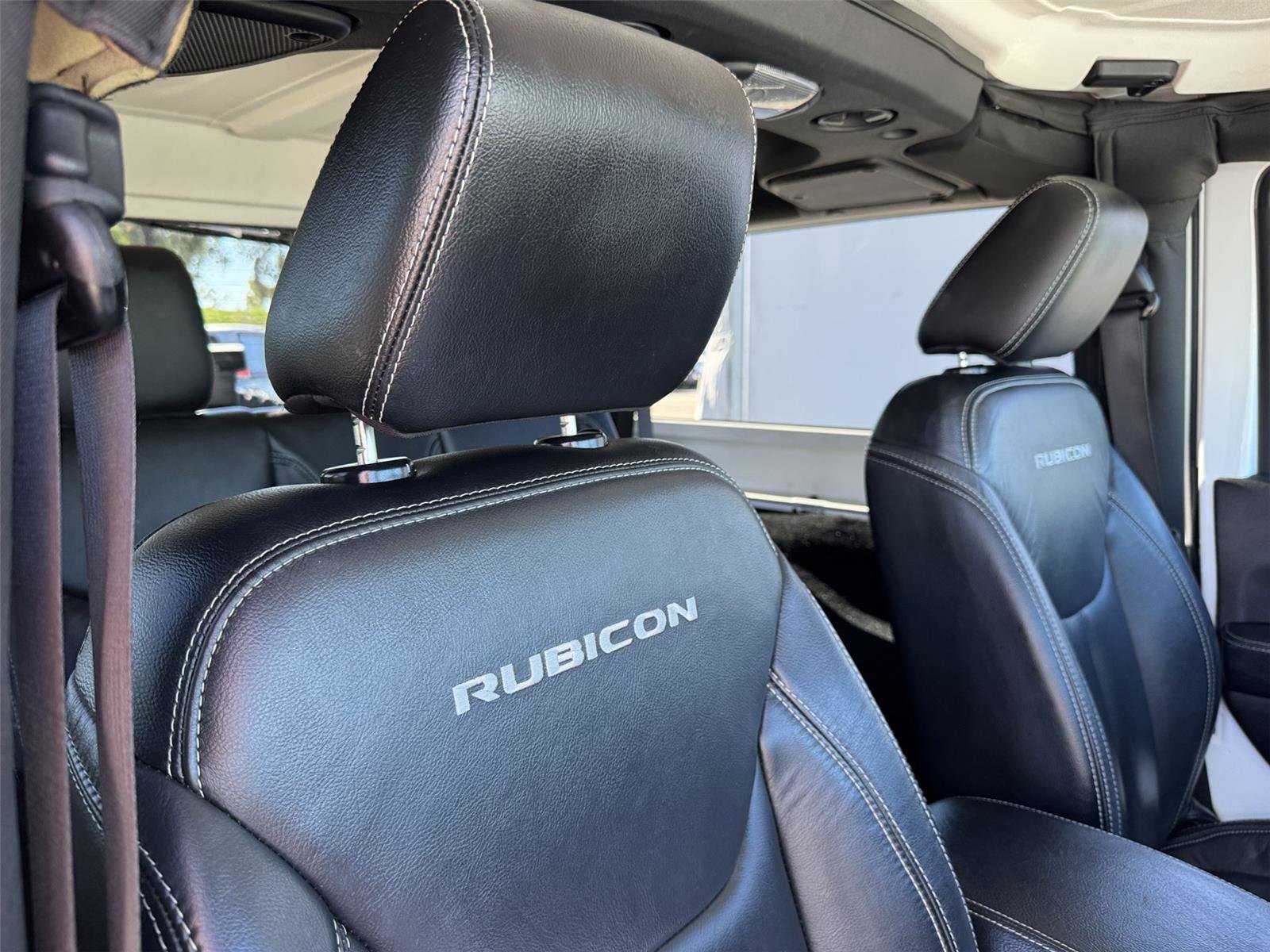 Used 2017 Jeep Wrangler Rubicon image 15