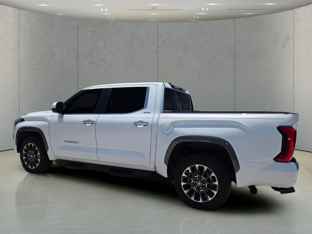 Used 2025 Toyota Tundra Limited AWD/4WD image 6