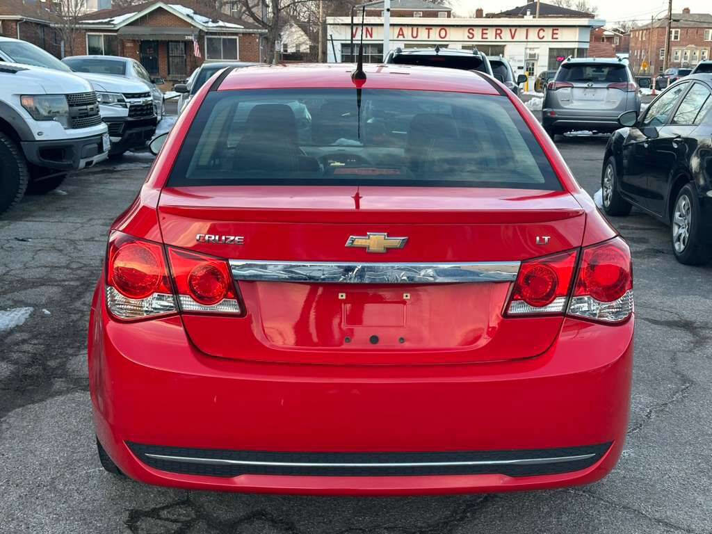 Used 2014 Chevrolet Cruze LT w/ RS Package image 9