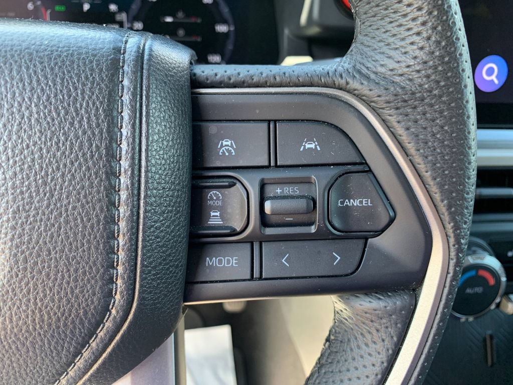 Used 2024 Toyota Tacoma TRD Off-Road AWD/4WD image 28
