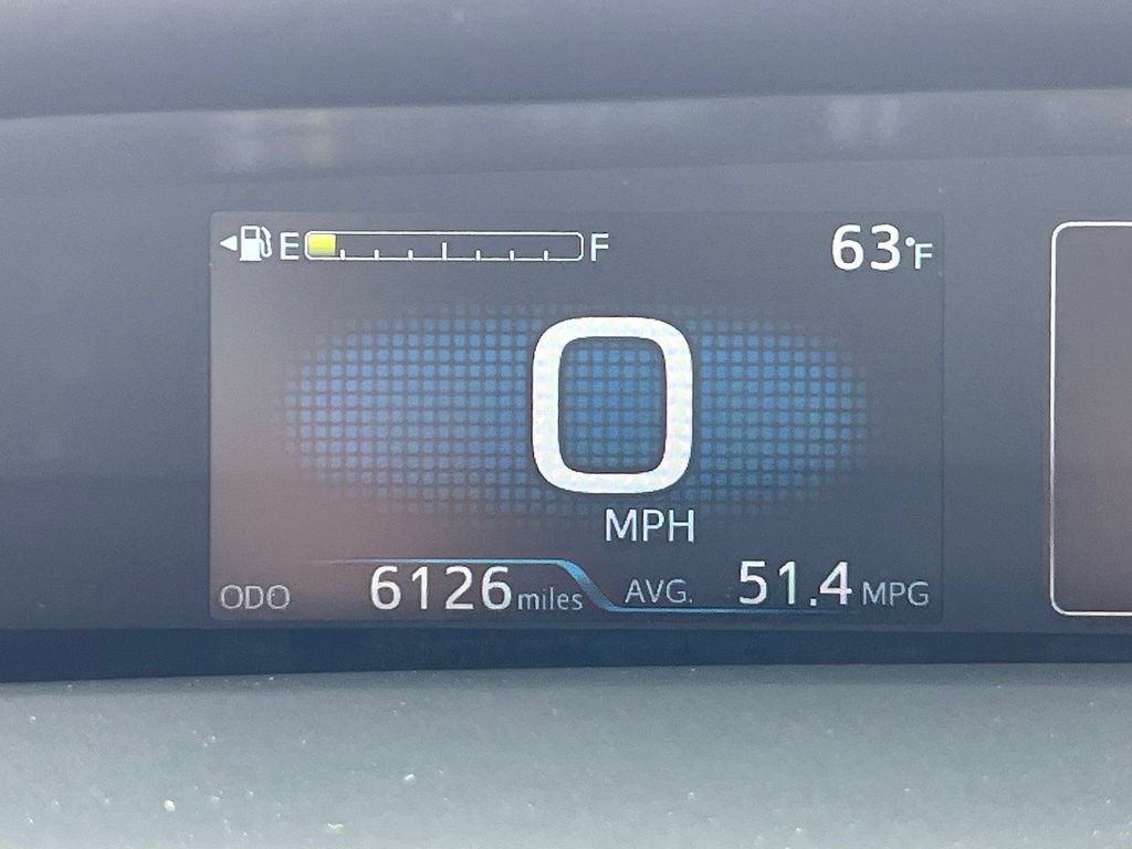 Certified 2022 Toyota Prius LE FWD image 32