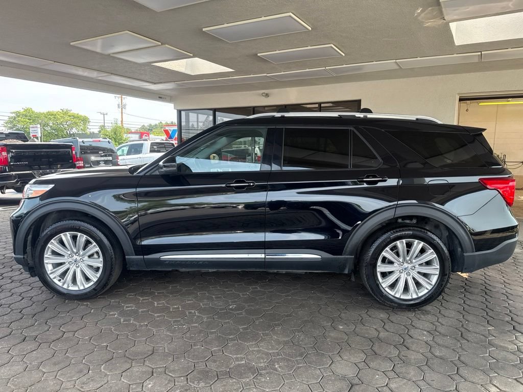 Used 2024 Ford Explorer Limited w/ Limited Technology Package AWD/4WD image 9