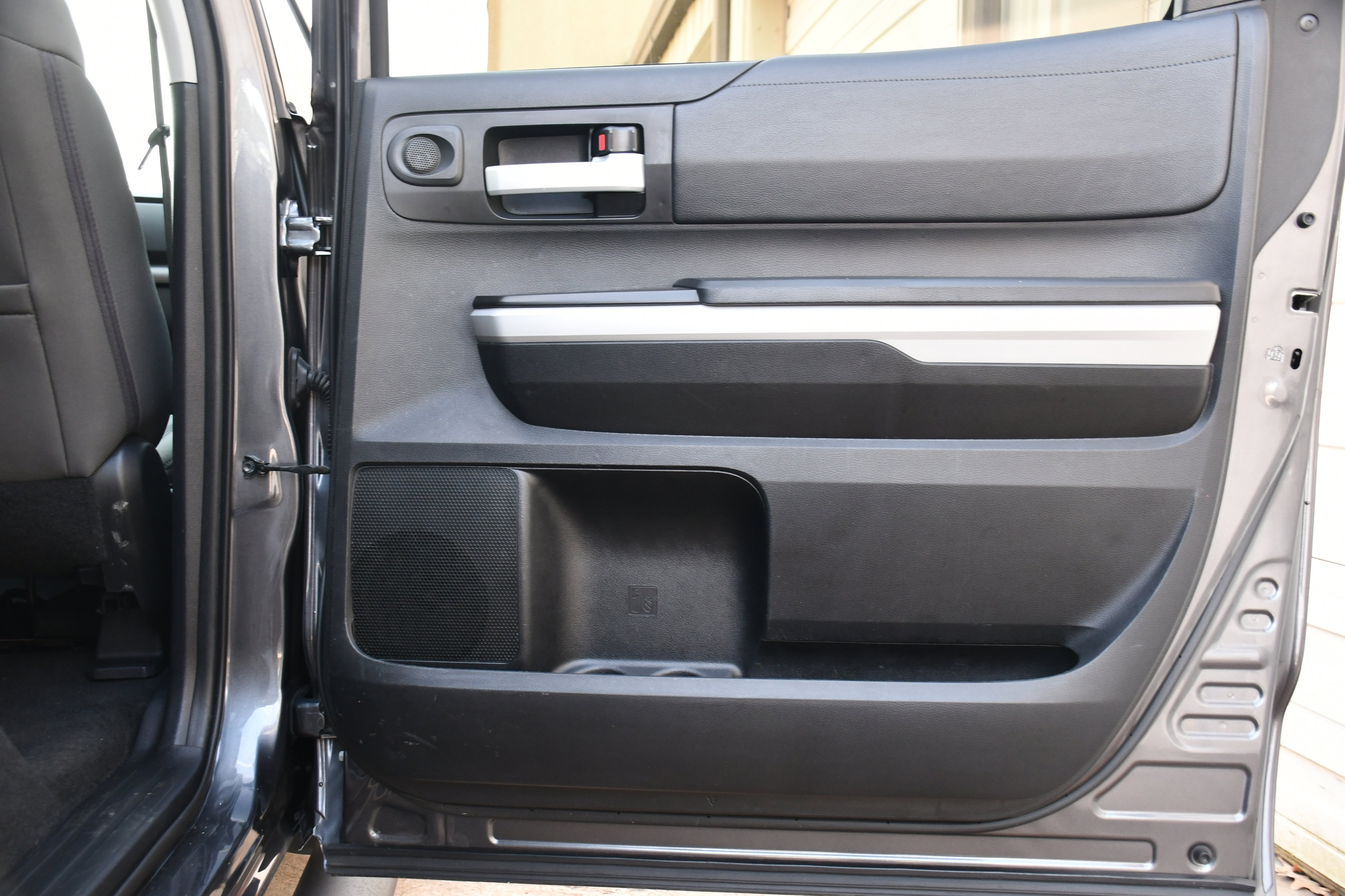 Used 2021 Toyota Tundra SR5 w/ TRD Off-Road Plus Package image 18