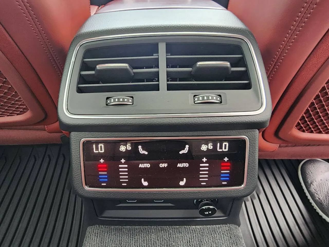 Used 2021 Audi S6 Prestige w/ Prestige Package AWD/4WD image 18