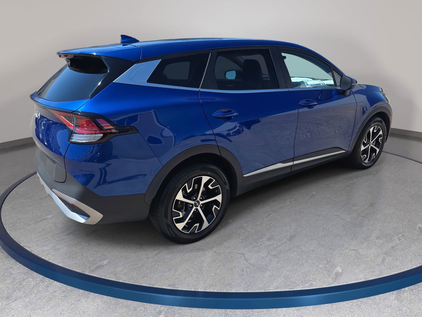 Used 2023 Kia Sportage EX FWD image 5