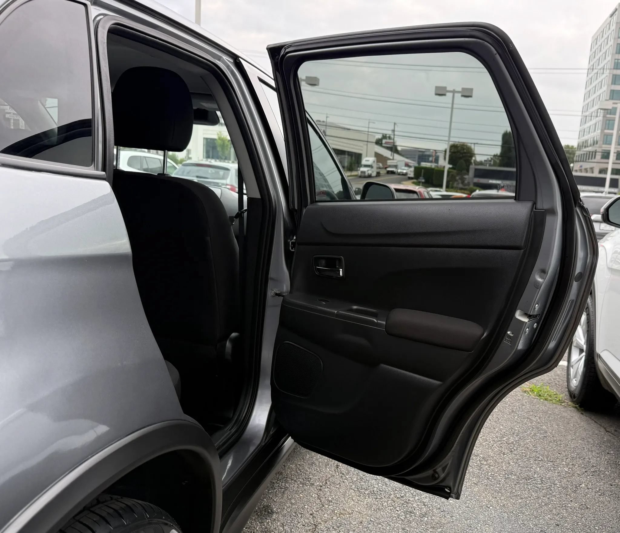 Used 2022 Mitsubishi Outlander Sport SE AWD/4WD image 27