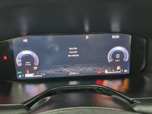 Certified 2025 Jeep Compass Trailhawk w/ Trailhawk Elite Group AWD/4WD image 11