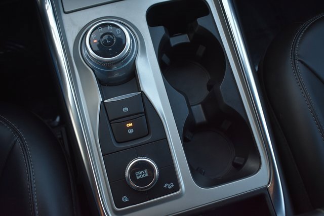 Used 2022 Ford Explorer XLT w/ Equipment Group 202A image 30