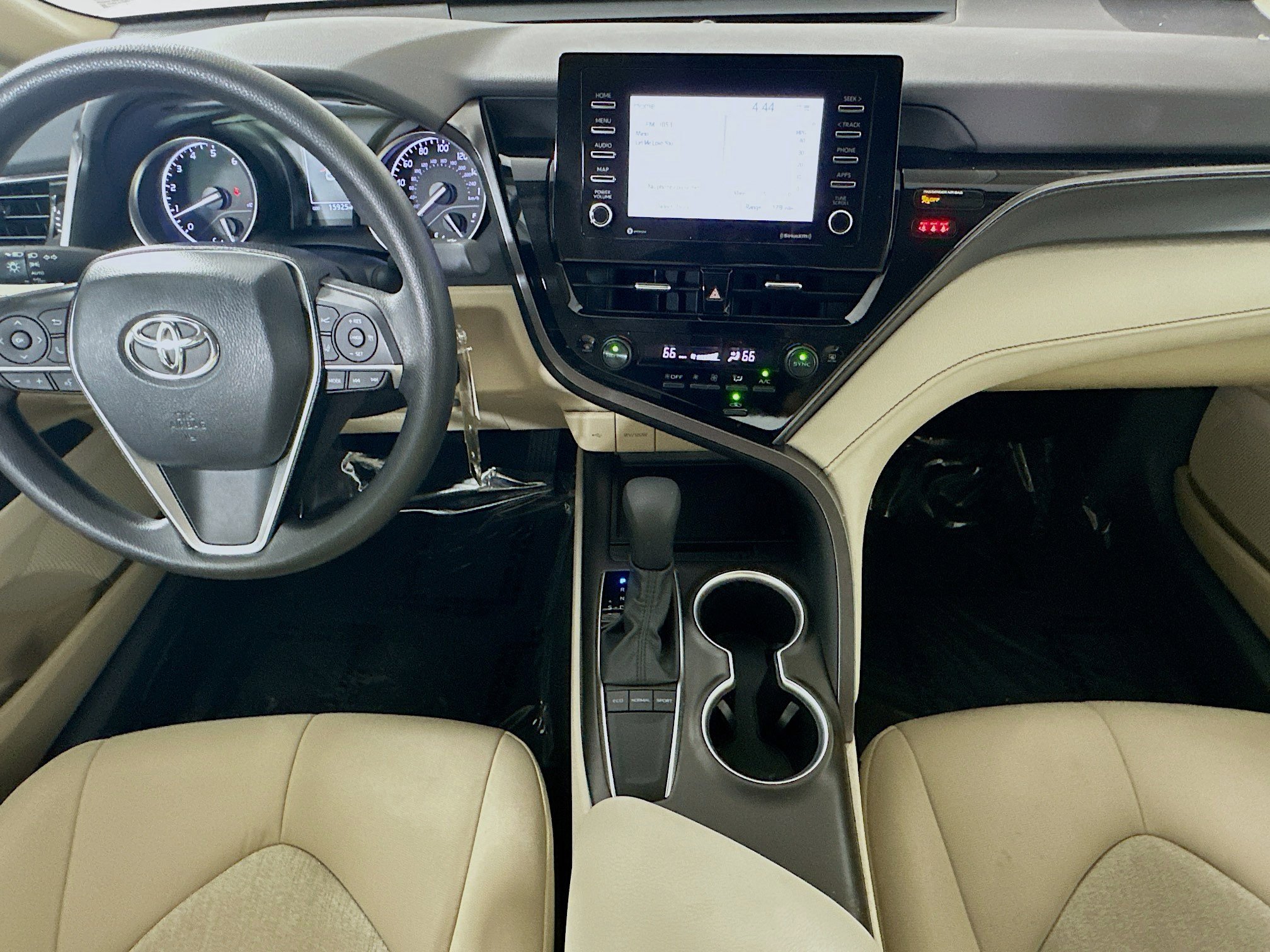 Used 2024 Toyota Camry LE FWD image 26