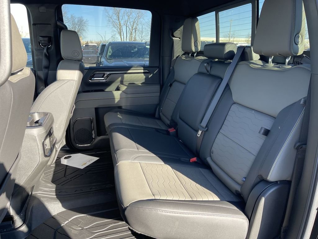 New 2025 Chevrolet Silverado 2500 ZR2 w/ Technology Package AWD/4WD image 22