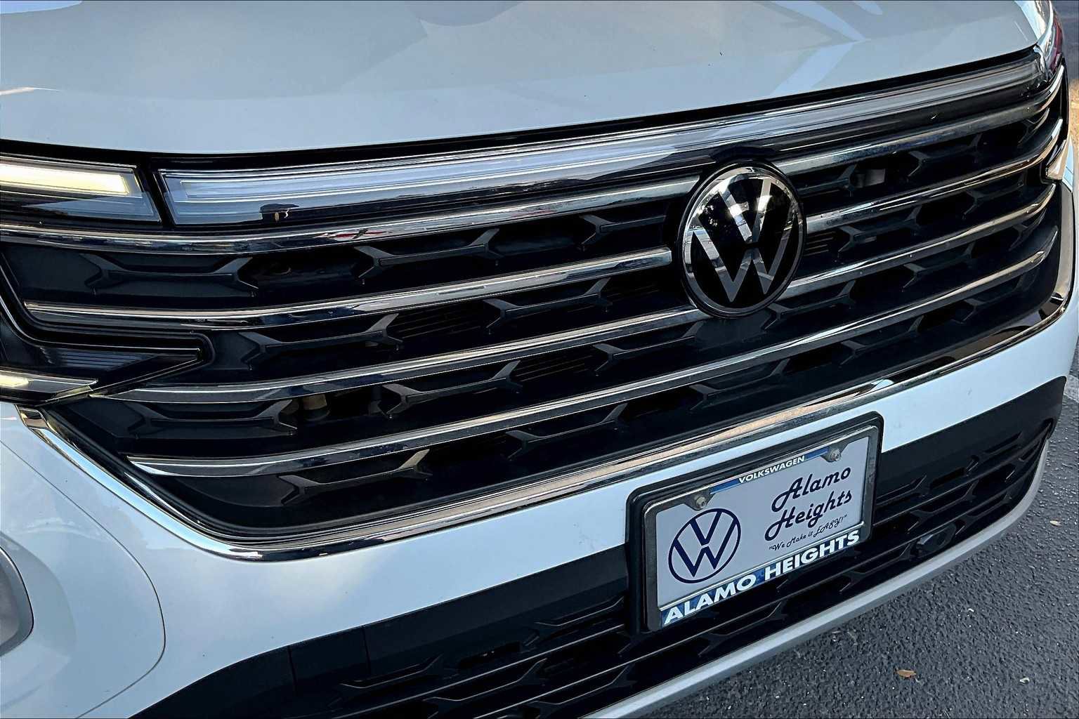 Certified 2024 Volkswagen Atlas SE image 62
