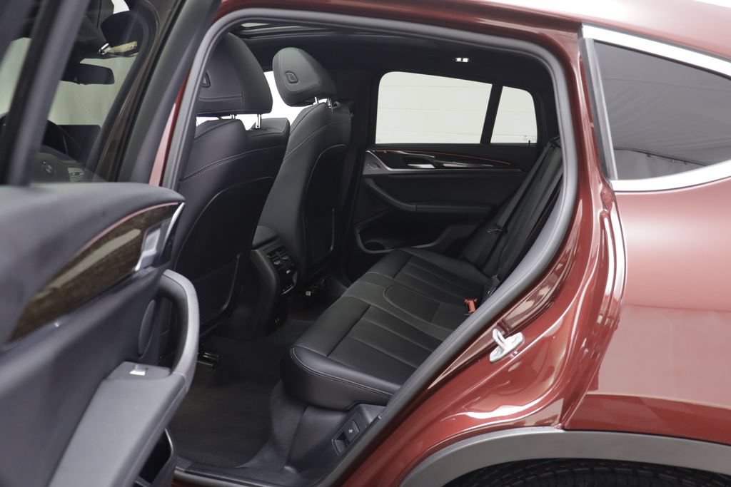 Certified 2025 BMW X4 xDrive30i AWD/4WD image 13