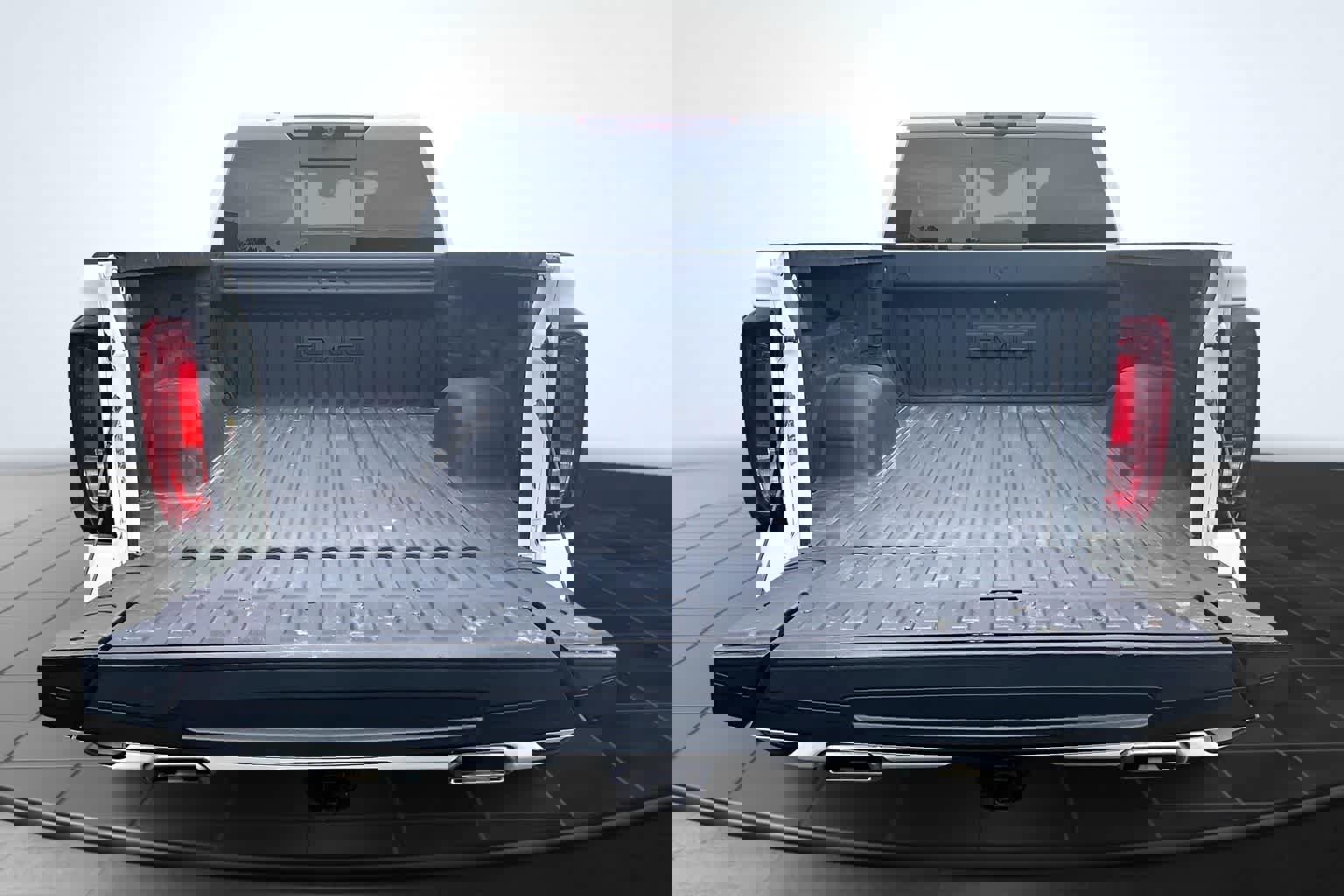 Used 2025 GMC Sierra 1500 AT4 w/ Technology Package image 19