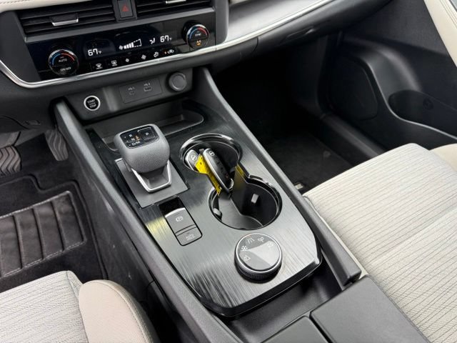 Certified 2023 Nissan Rogue SV AWD/4WD image 22