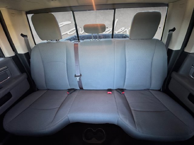 Used 2018 RAM 1500 Classic SLT AWD/4WD image 22
