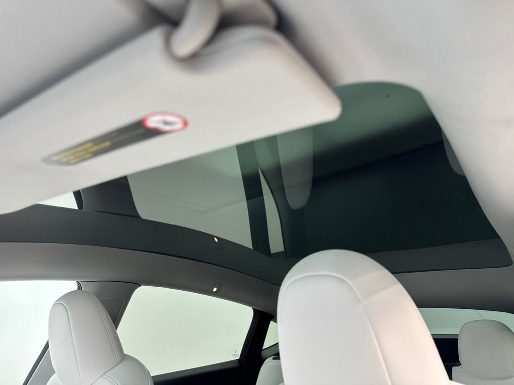 Used 2024 Tesla Model Y Long Range image 69