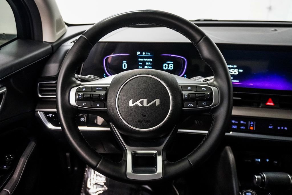 Used 2023 Kia Sportage EX FWD image 13