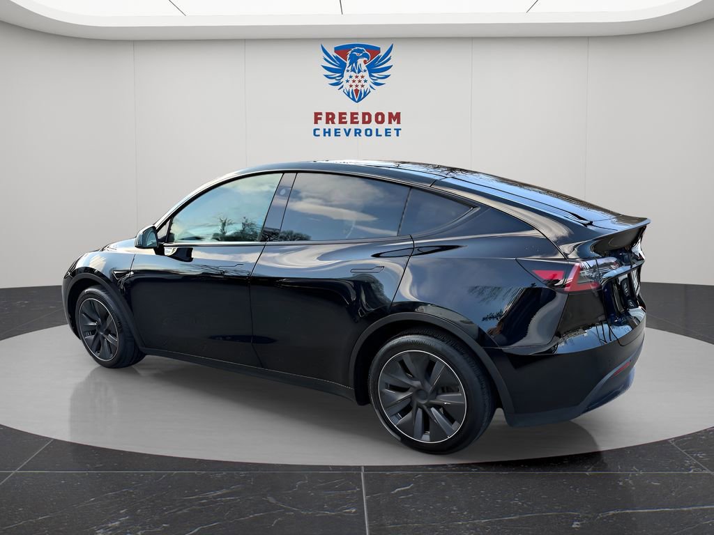 Used 2023 Tesla Model Y Long Range image 3