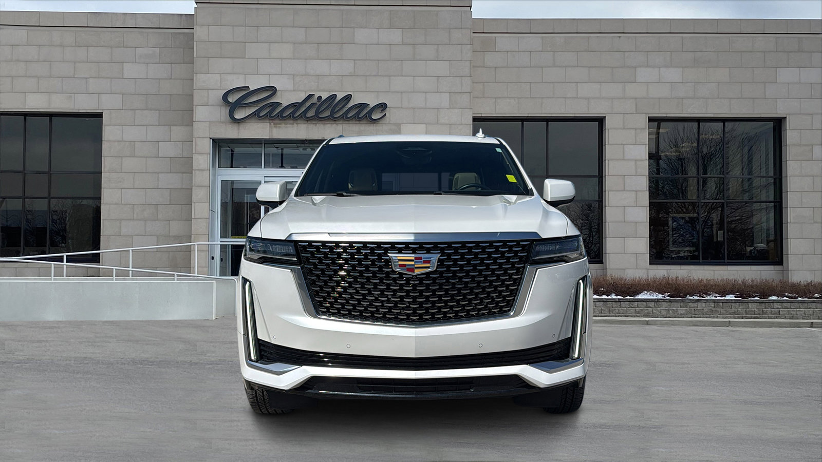Used 2021 Cadillac Escalade Premium Luxury w/ Performance Package AWD/4WD image 7
