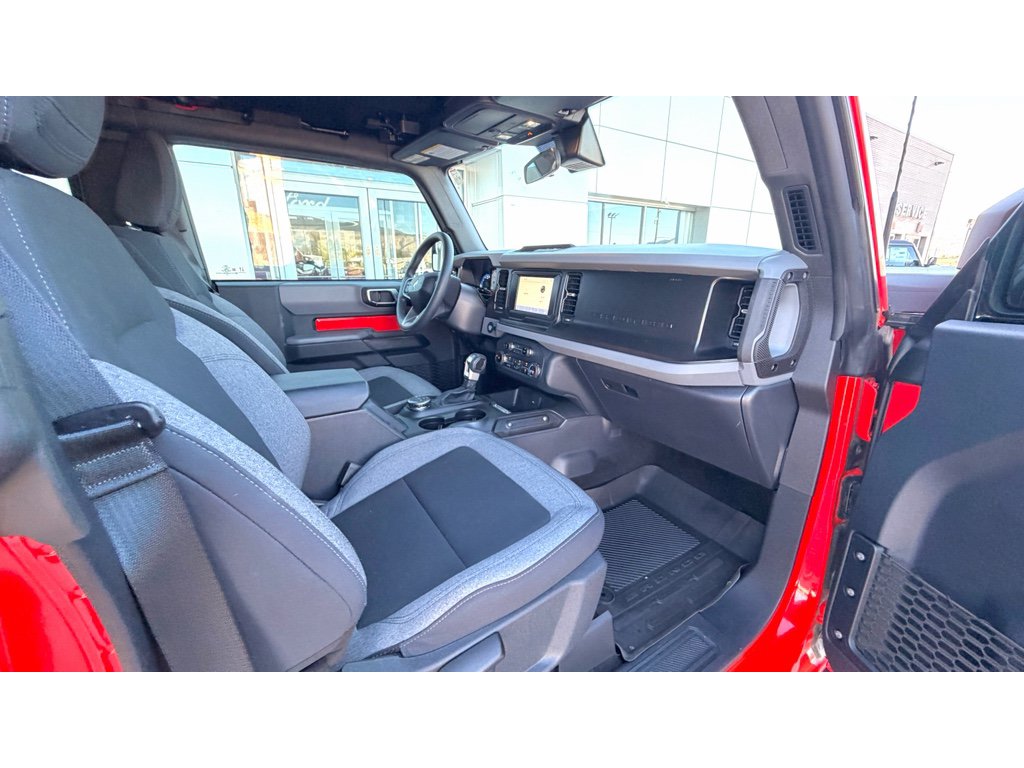 Used 2022 Ford Bronco 2-Door AWD/4WD image 8