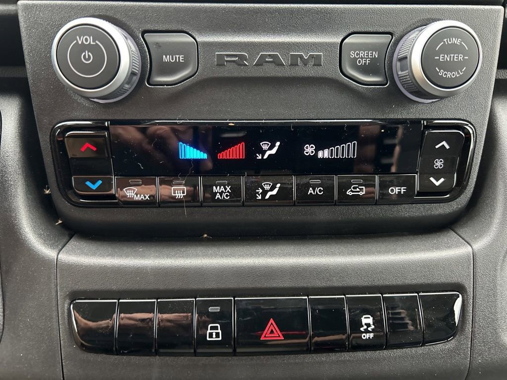 New 2026 RAM ProMaster 2500 w/ Convenience Group FWD image 26