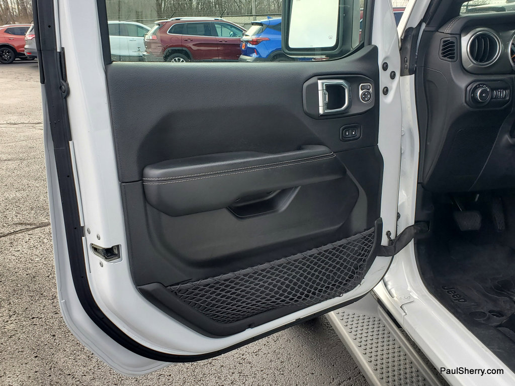 Used 2021 Jeep Wrangler Unlimited Sahara image 21