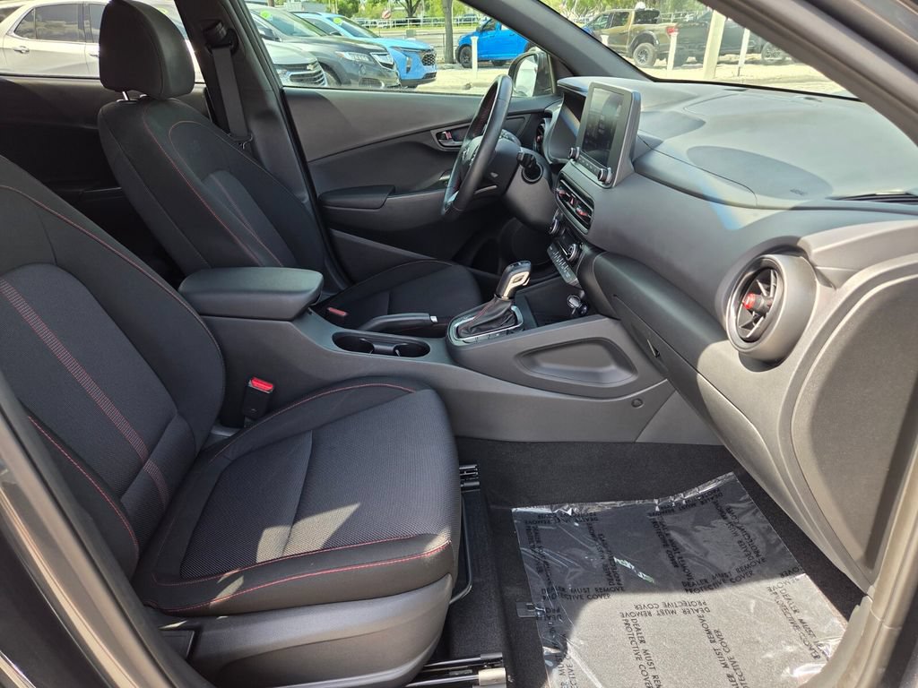 Used 2022 Hyundai Kona N Line FWD image 17