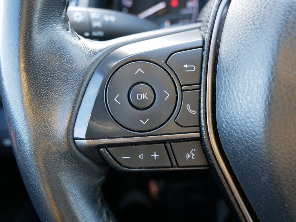 Used 2024 Toyota Camry SE image 23