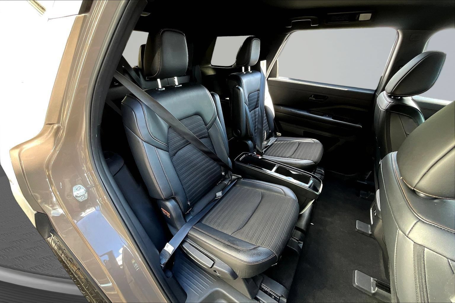 Used 2023 Nissan Pathfinder Rock Creek AWD/4WD image 27